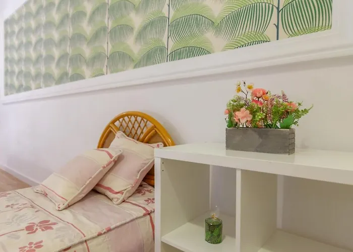 Apartment Cherish Bloom